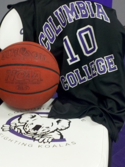 Basketball Drops Game to Conference Leaders